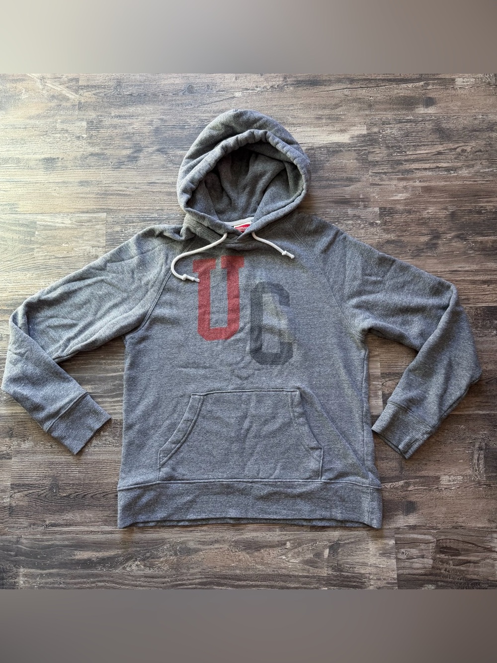 HOMAGE UC logo collegiate gray red long sleeve pullover hoodie women’s medium